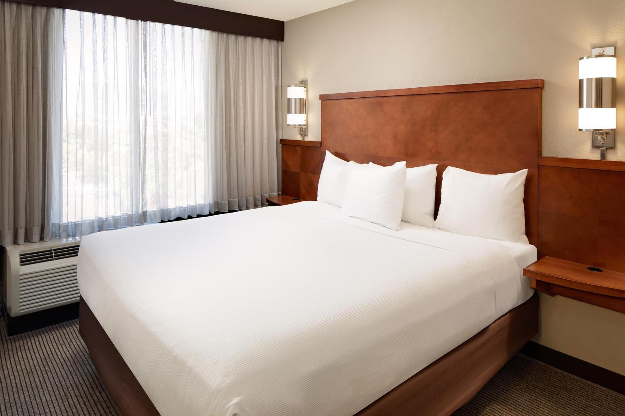 Hyatt Place Ontario/Rancho Cucamonga Quarto foto
